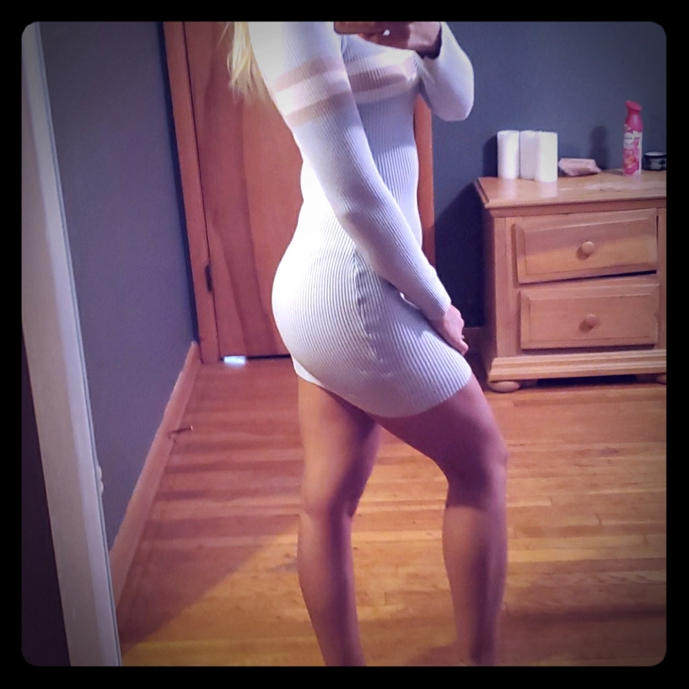 FASHION NOVA SWEATER DRESS!!